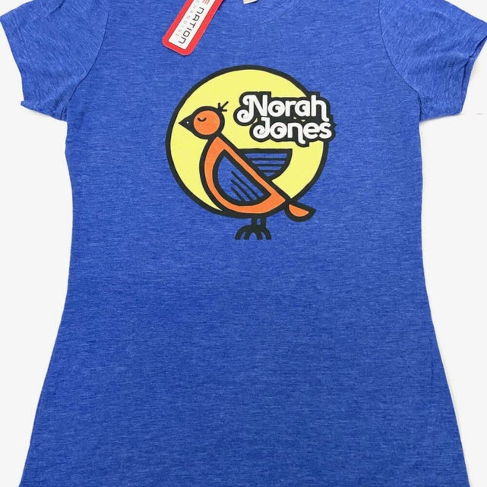 Nora Jones Women's Blue Medium NOS T-Shirt